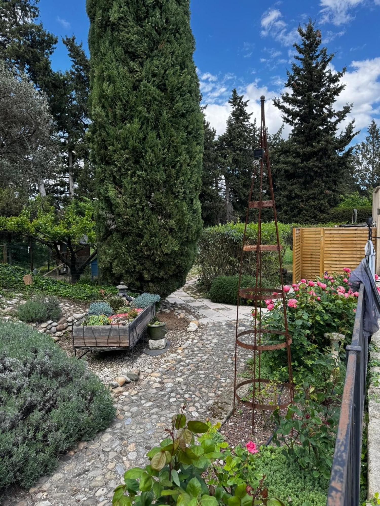 Mas Saint Antoine Apartment Rognonas Exterior photo